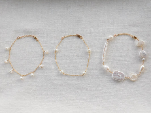 Simple Pearl Bracelet