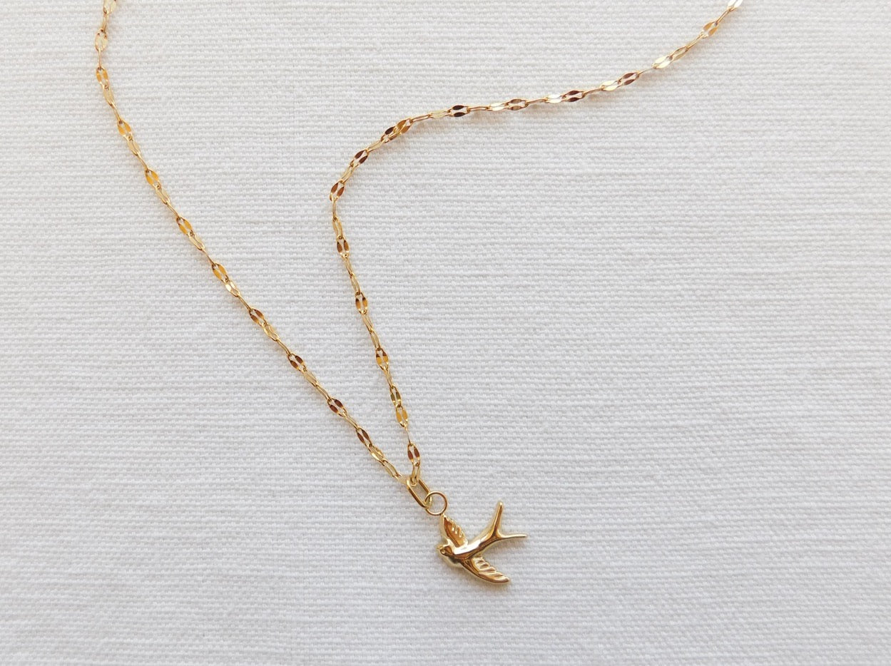 Birdie Necklace