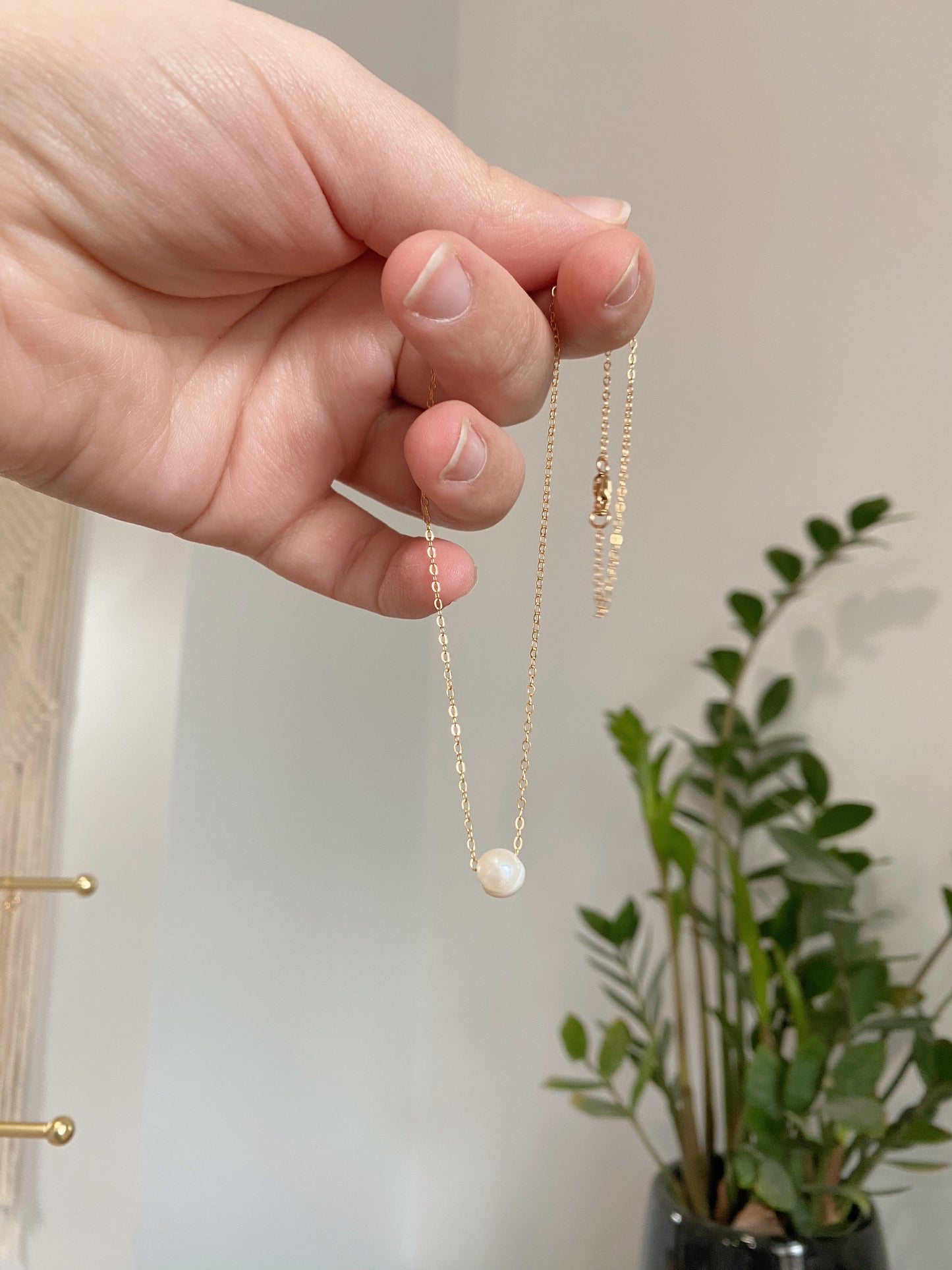 Single Pearl Necklace