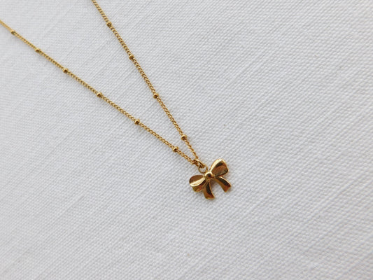 Bow Necklace