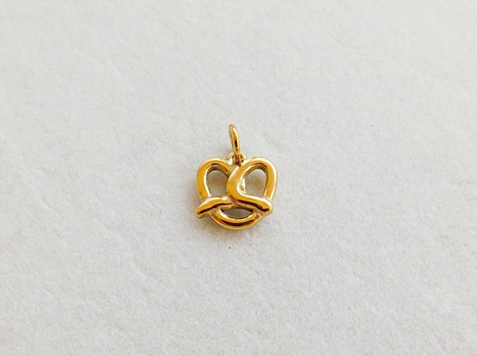 Pretzel Charm